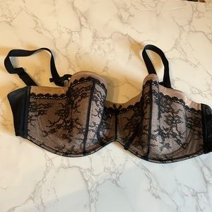 Masquerade lingerie 36E balconette underwire lined bra like new